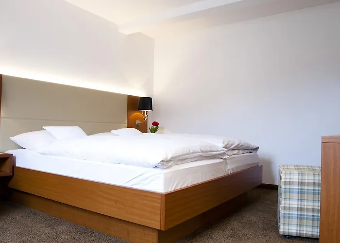 Schloss Weitenburg Hotell 3*