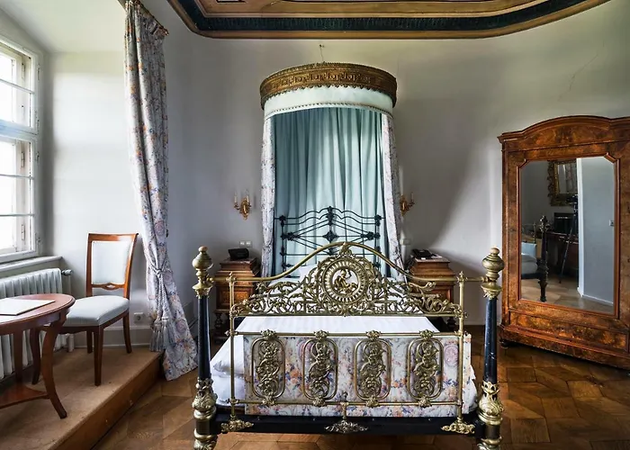 Schloss Weitenburg Hotell